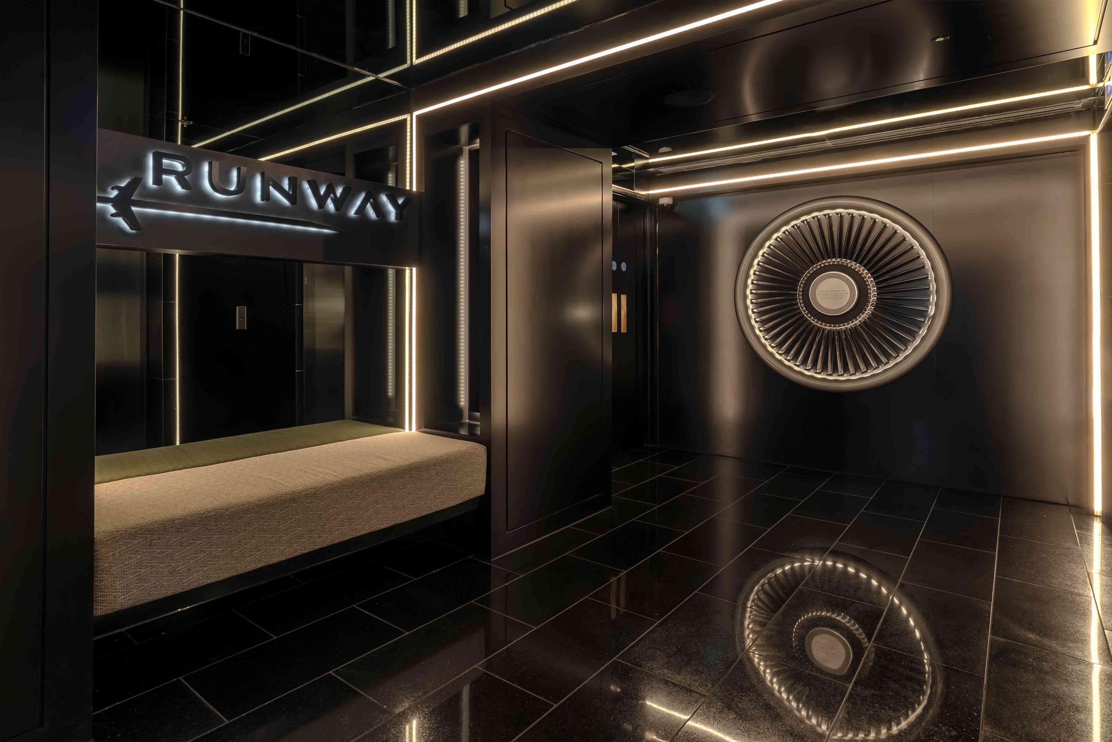Hilton Garden London Heathrow Terminal 2 And 3 4*