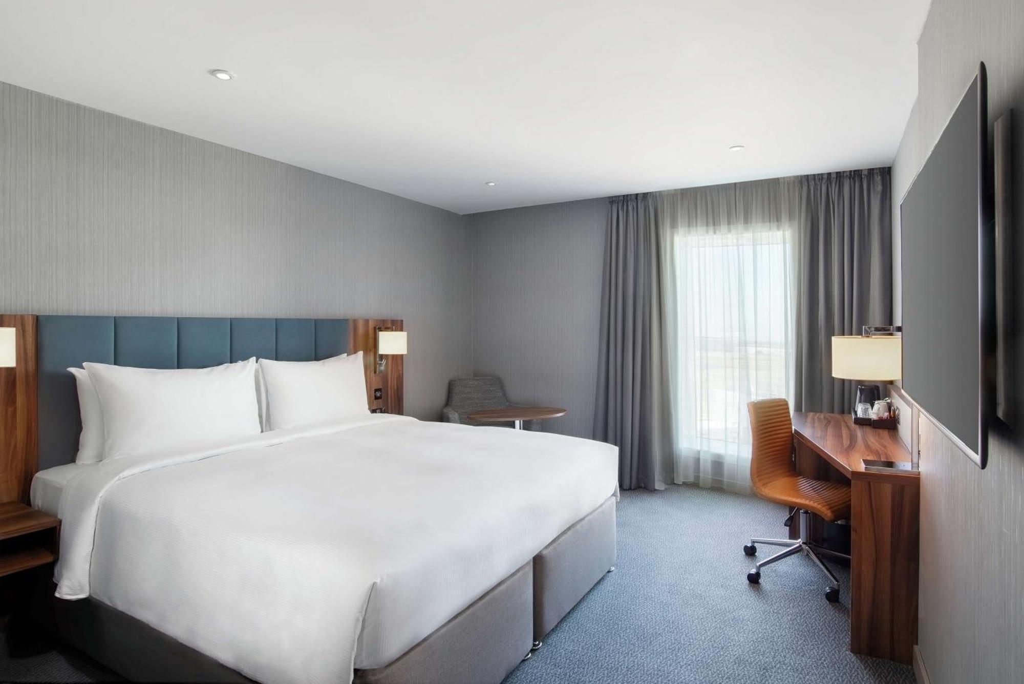 Hotel Hilton Garden London Heathrow Terminal 2 And 3 Hillingdon