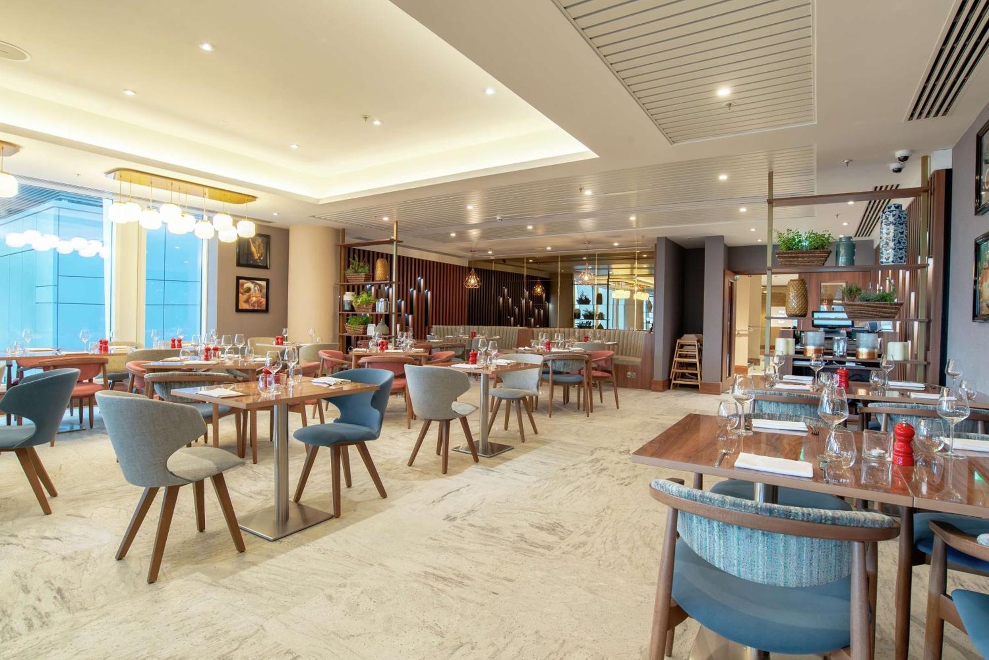 Hilton Garden London Heathrow Terminal 2 And 3 Hotel Hillingdon