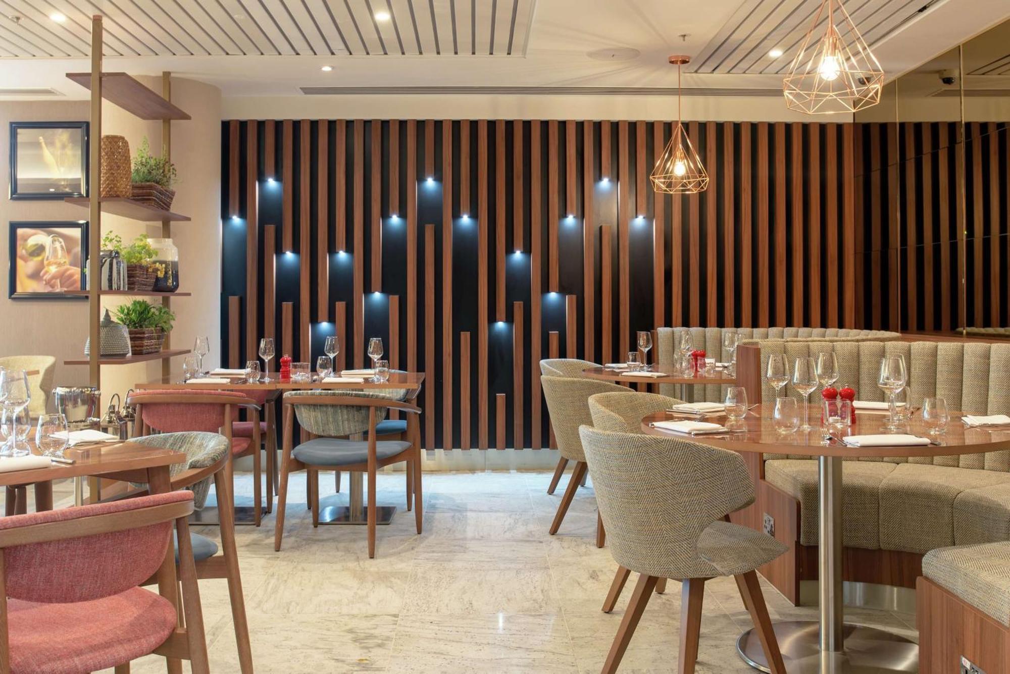Hilton Garden London Heathrow Terminal 2 And 3 4* Hillingdon